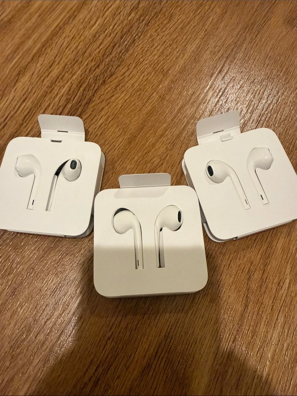 Apple White Wired Earphones with Remote & Mic (3-Pack) NEW lot bundle headset